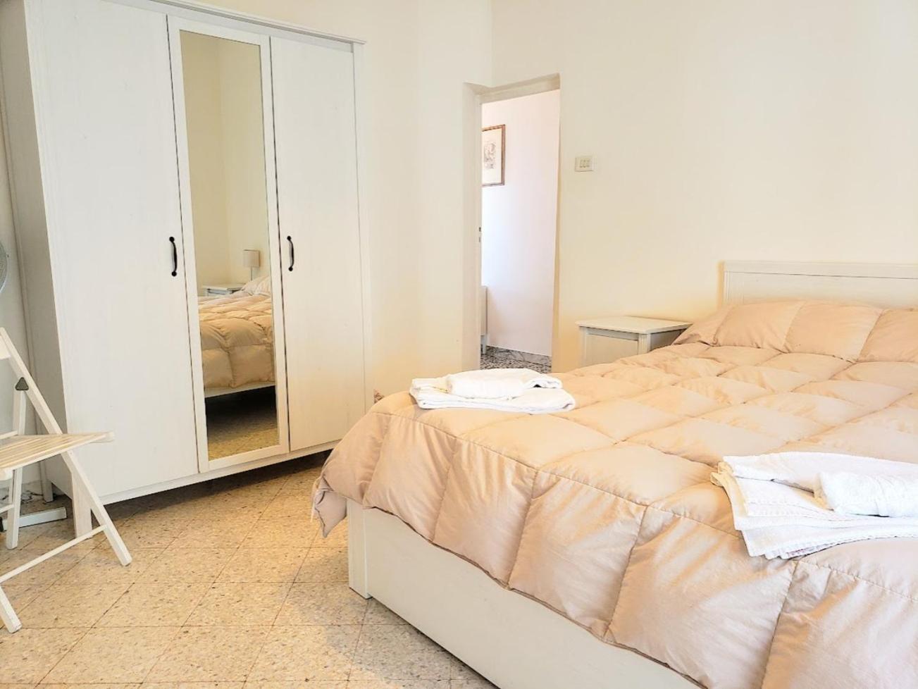 Suite Rotari - Affitti Brevi Italia Монте-Сант'Анджело Екстер'єр фото