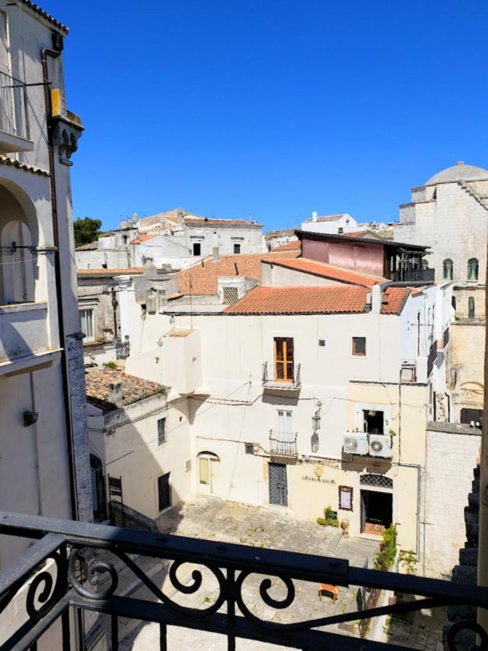 Suite Rotari - Affitti Brevi Italia Монте-Сант'Анджело Екстер'єр фото