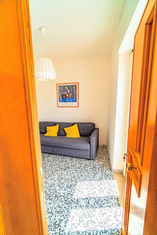 Suite Rotari - Affitti Brevi Italia Монте-Сант'Анджело Екстер'єр фото